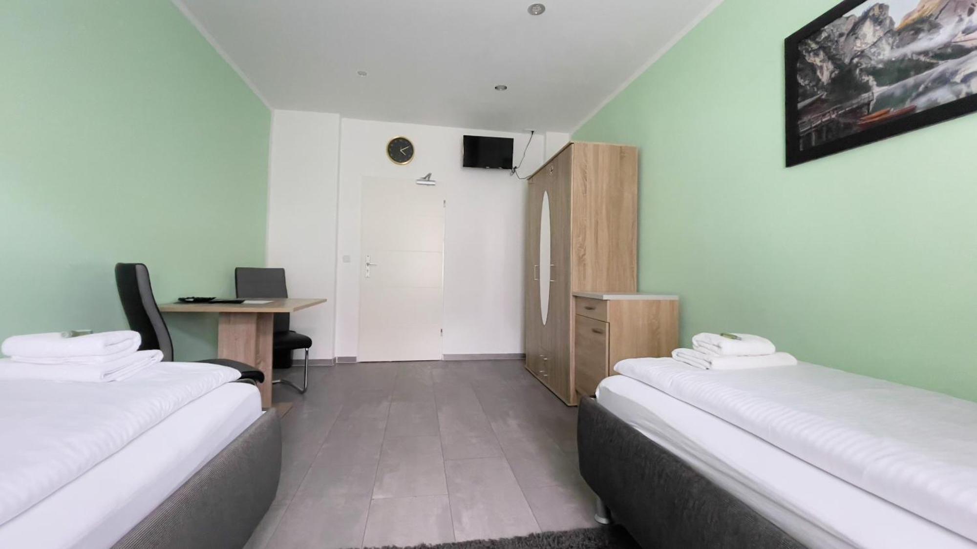 Motel Daria Hennigsdorf Berlin Room photo